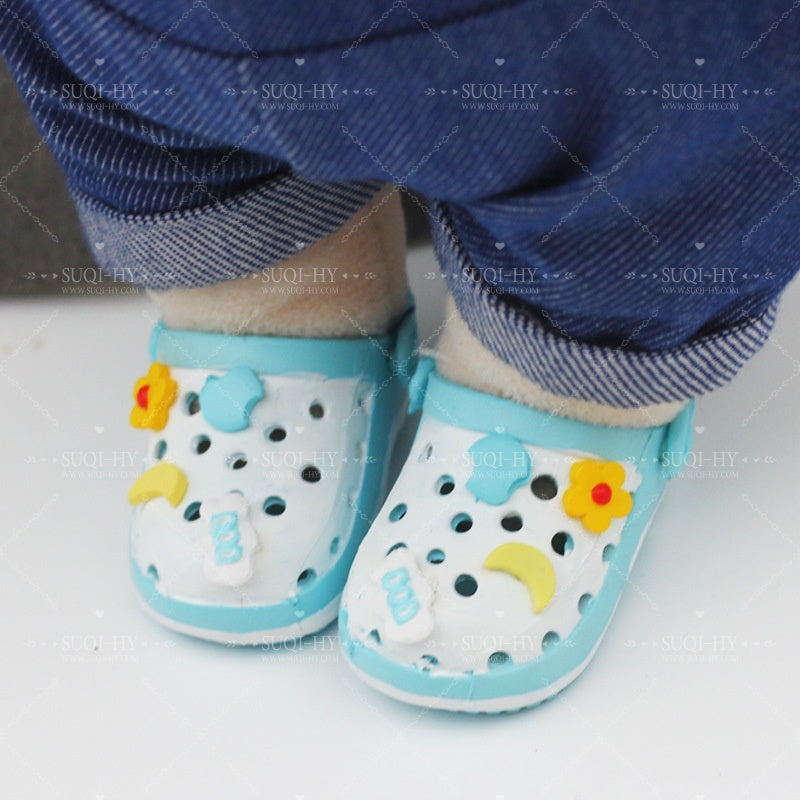 Crocs suitable for 17cm dolls and 6-division BJD like baoao, with charms for DIY decoration