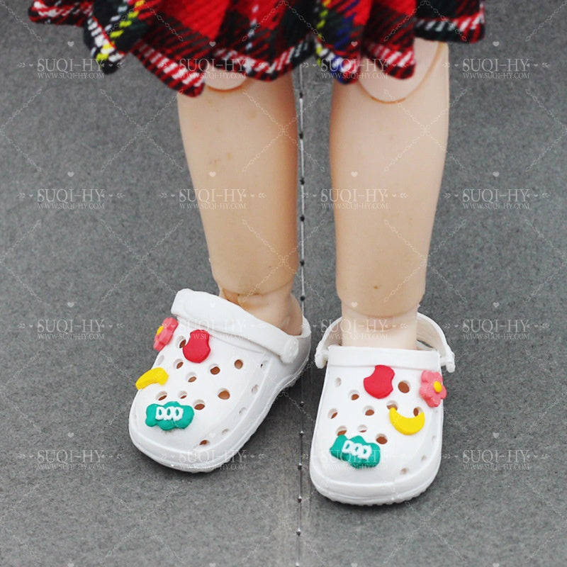 Crocs suitable for 17cm dolls and 6-division BJD like baoao, with charms for DIY decoration